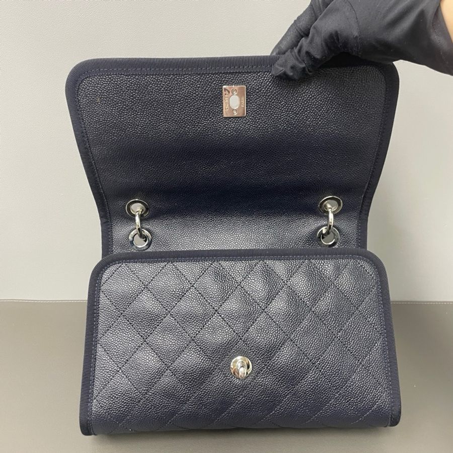 Chanel/香奈兒 25開 深藍色銀扣荔枝紋手提單肩斜挎包-7