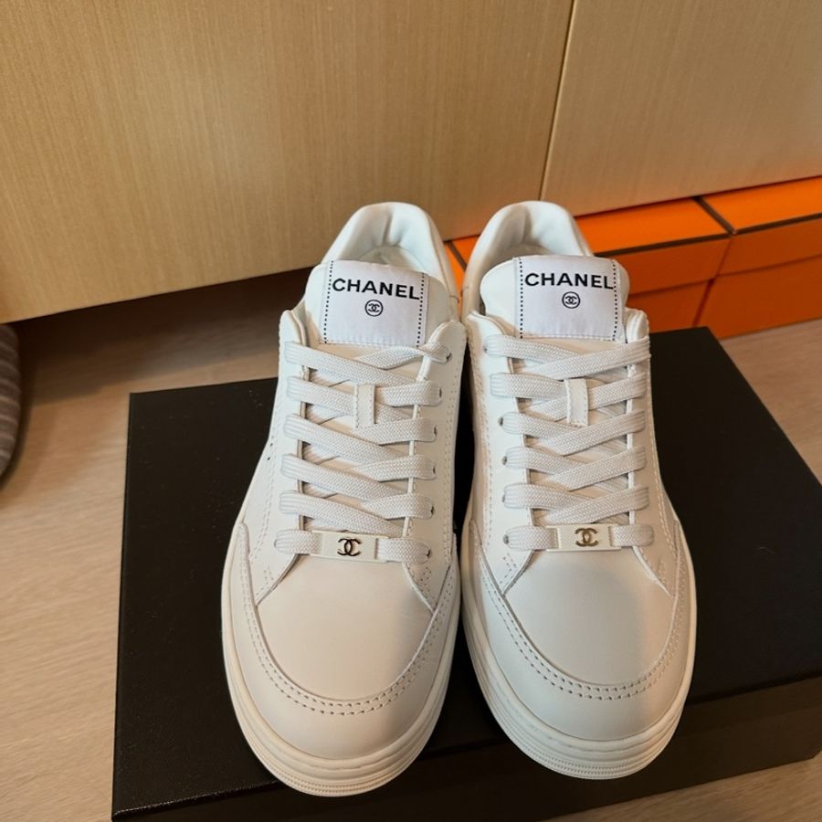 Chanel 白色 金屬CC logo 小白鞋38.5碼-0