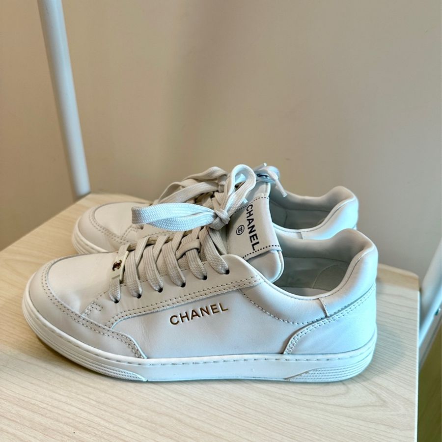Chanel 白色 金屬CC logo 小白鞋38.5碼-2