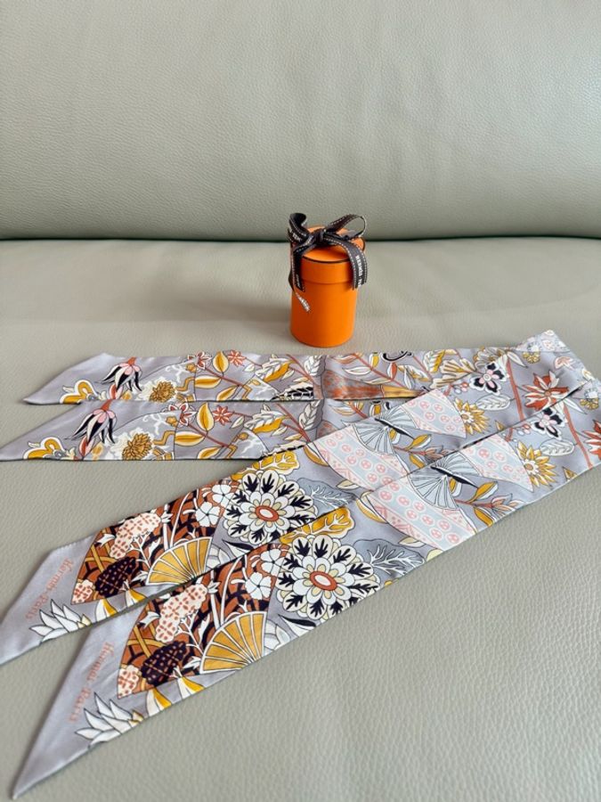 「M.Y精品」馬家 🐎 花朵圖騰 Twilly絲巾領結 100%真絲-0