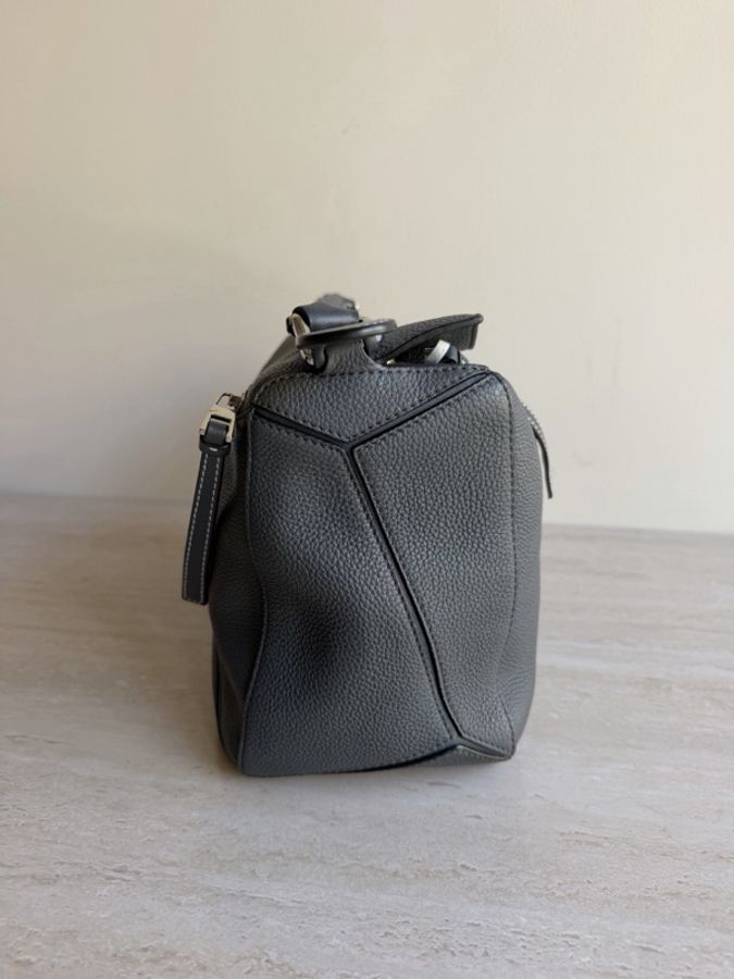LOEWE羅意威puzzle灰色中號幾何包 底長29cm-2