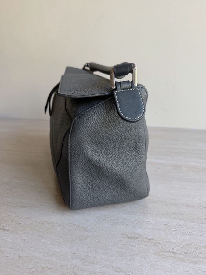 LOEWE羅意威puzzle灰色中號幾何包 底長29cm-3