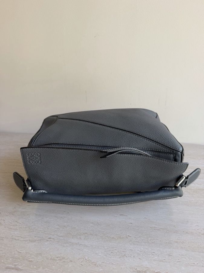 LOEWE羅意威puzzle灰色中號幾何包 底長29cm-4