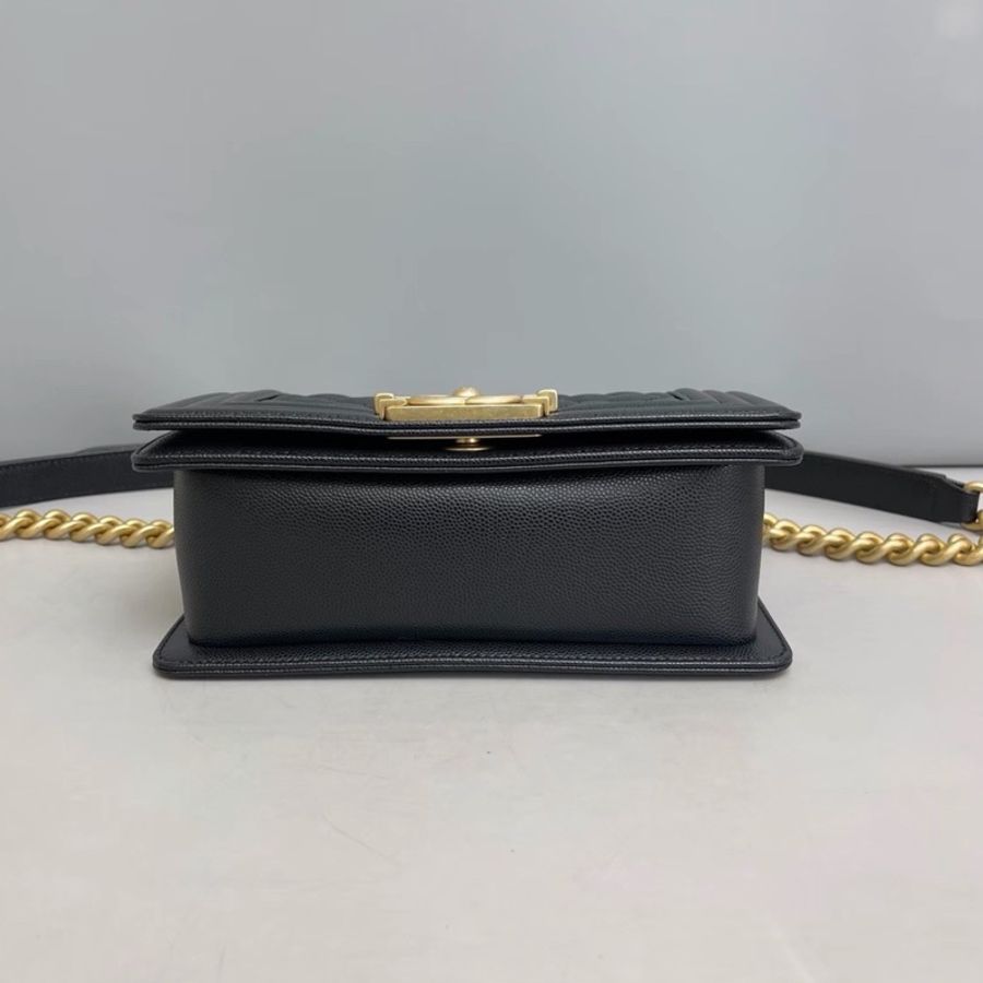 也太美了吧🖤🖤Chanel Le Boy 20黑金荔枝紋在這裡✨-10