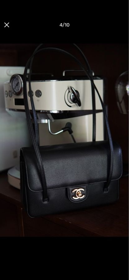 Chanel Preppy Coco 黑金小號 22cm Jennie同款-5