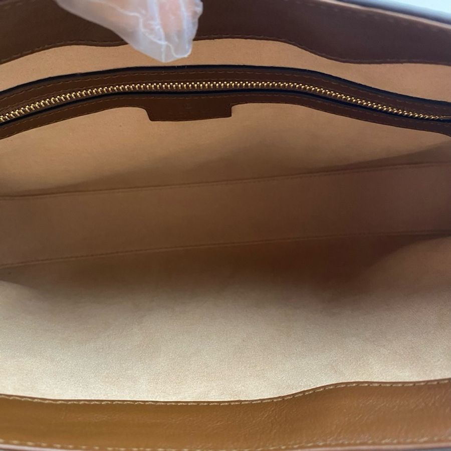 GUCCI 古馳 Padlock 鎖扣開合鏈帶肩帶 帆布拼皮革滾邊 手提單肩包 女款 米色拼烏木色 尺寸:33*5*23。-4