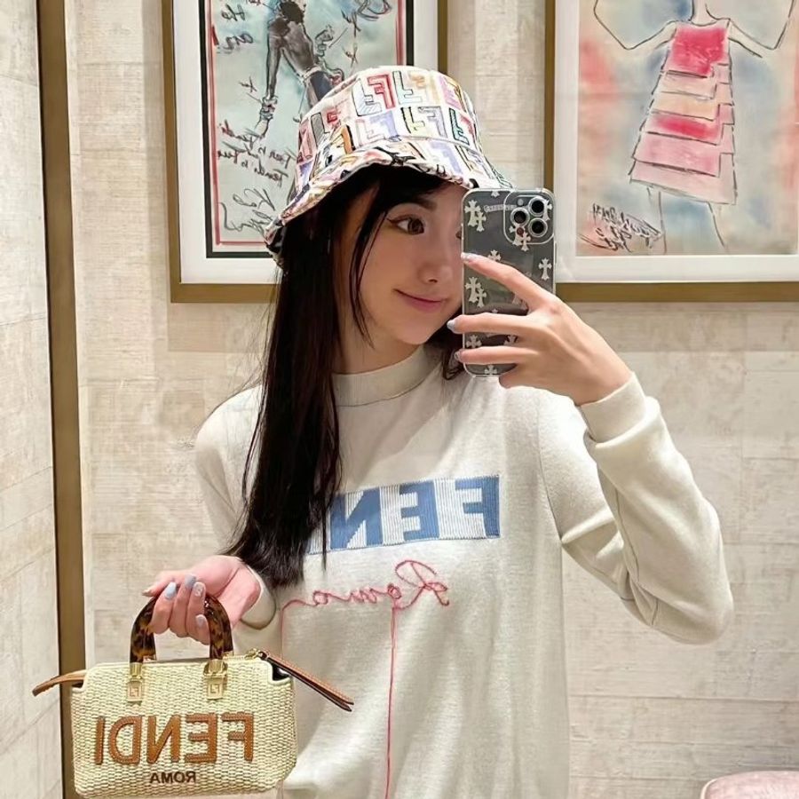 FENDI 玳瑁手柄草編mini波士頓手提肩背斜背包17*12*9 98新配件塵袋-1