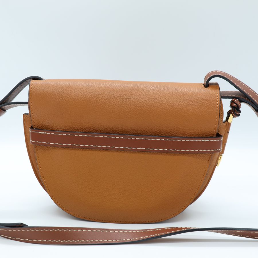 LOEWE Gate 棕色 柔軟小牛皮馬鞍包-4