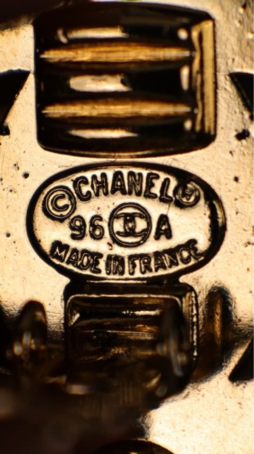 Chanel 96年书包扣cc流苏耳夹-3
