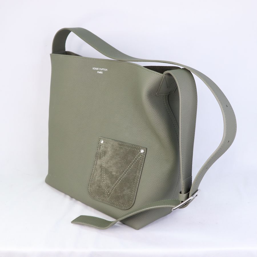 LV 軍綠色 Verso 手提袋 M26747 【Louis Vuitton 路易威登】-3