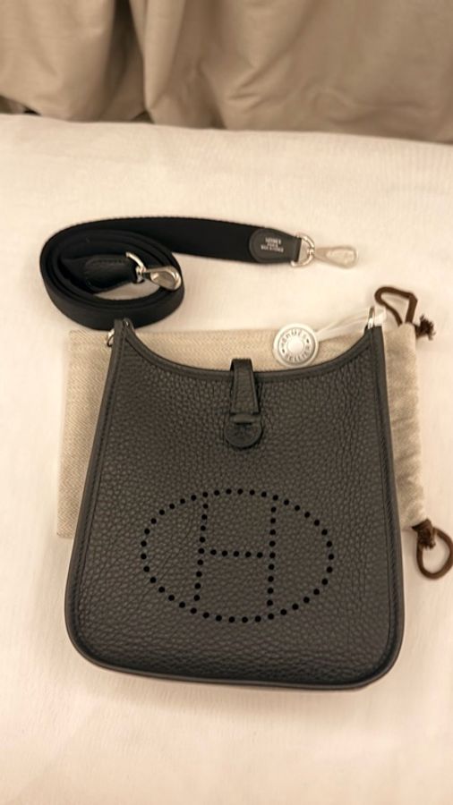 Hermes愛馬仕mini evelyne 16 黑銀 全新全配-0