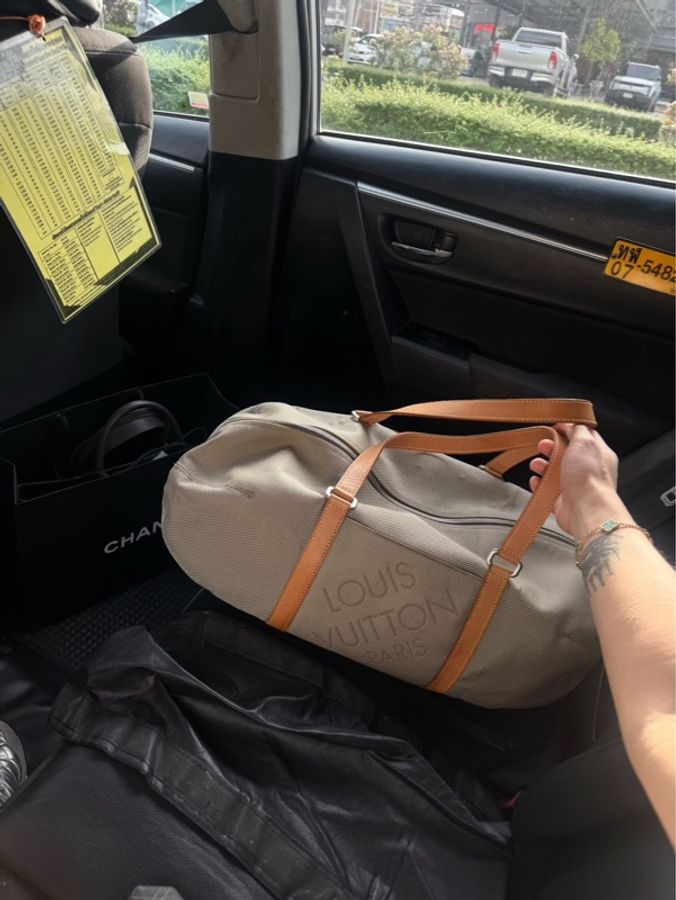 Louis Vuitton Vintage 圓筒旅行肩背包-0