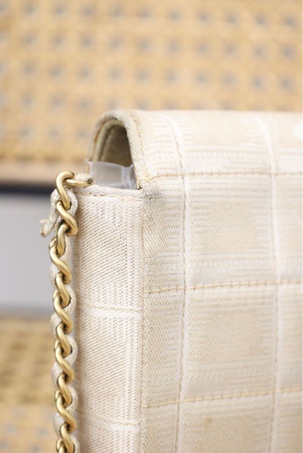 Chanel 6开香槟金缎面冰格法棍包腋下包单肩包-14