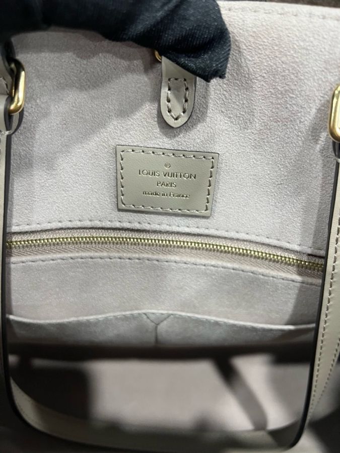 Louis Vuitton 路易威登 otg大象灰中號 閒置未使用-9