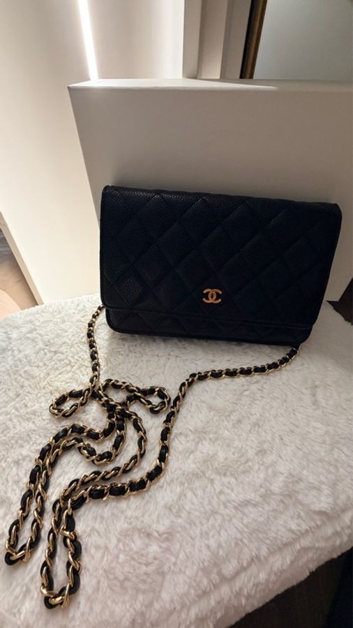 chanel WOC-4