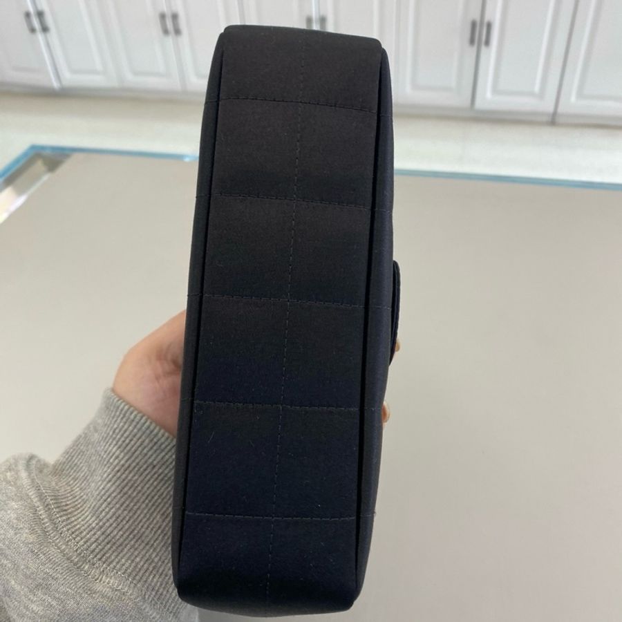 Chanel 香奈兒 冰格MiniCF綢緞帶山茶花 金扣 斜背包-5