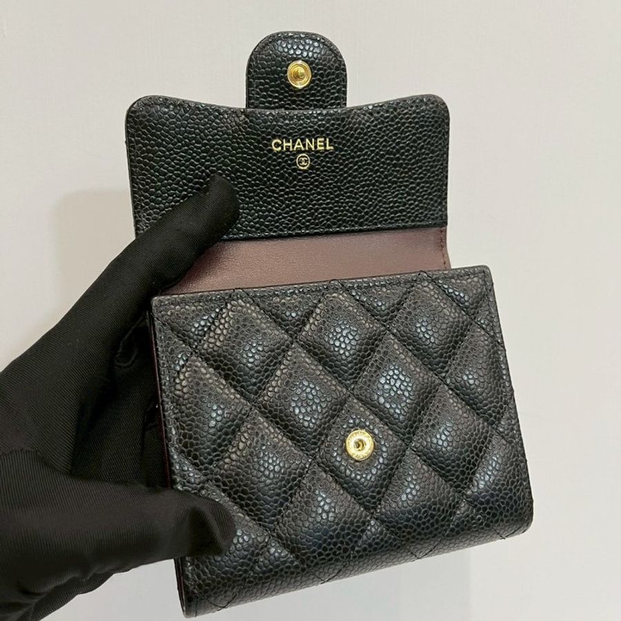 Chanel 三摺短夾 黑金荔枝牛-10
