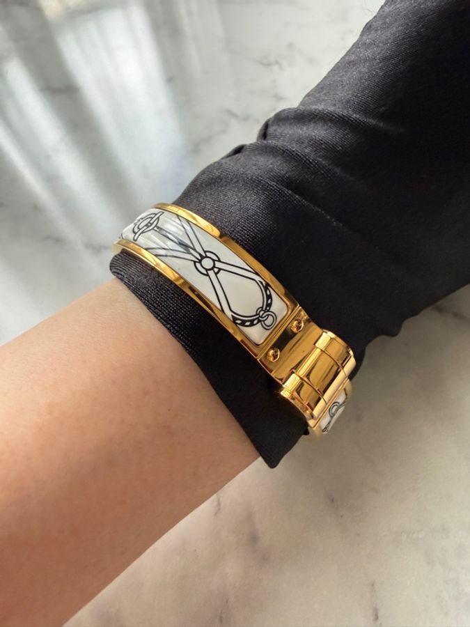 🎶HERMES 鍍玫金 搭配絲巾花樣手鐲圖案🎶 S-7