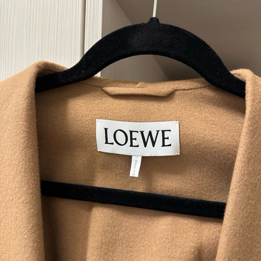 LOEWE 經典焦糖色連帽羊毛混紡大衣 EU38|全新吊牌未拆-7