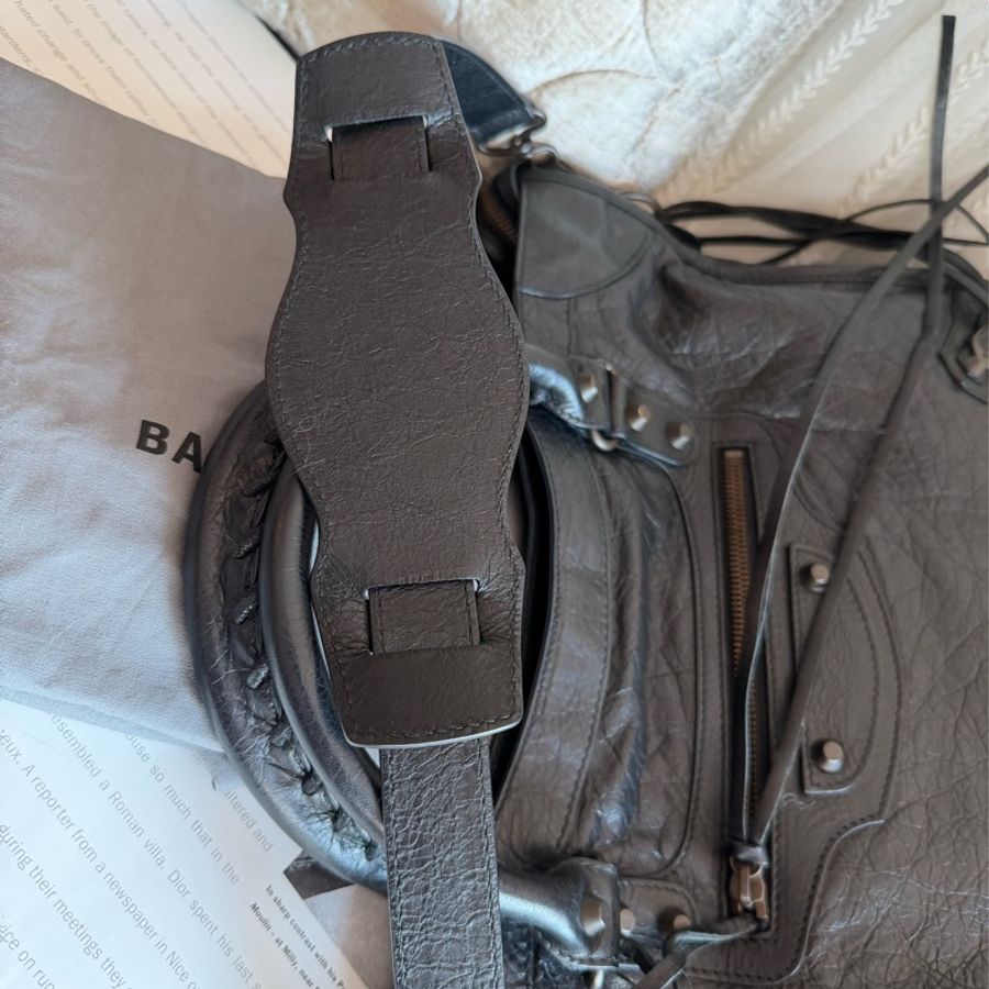 巴黎世家 BALENCIAGA 機車包 classic City Bag 黑色皮革 肩背包 側背包 托特包 男女合用-18