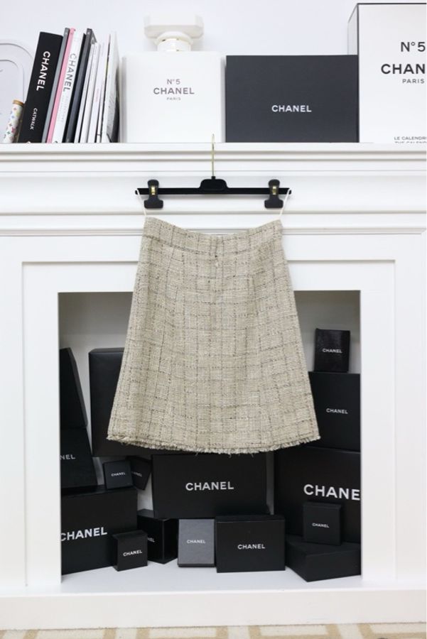 Chanel 10年田园音乐会系列秀款花盆领两口袋外套半裙套装-5