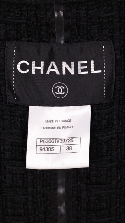 Chanel 16年首尔系列秀款黑色粗花呢两口袋上衣外套FR36 25/8-64