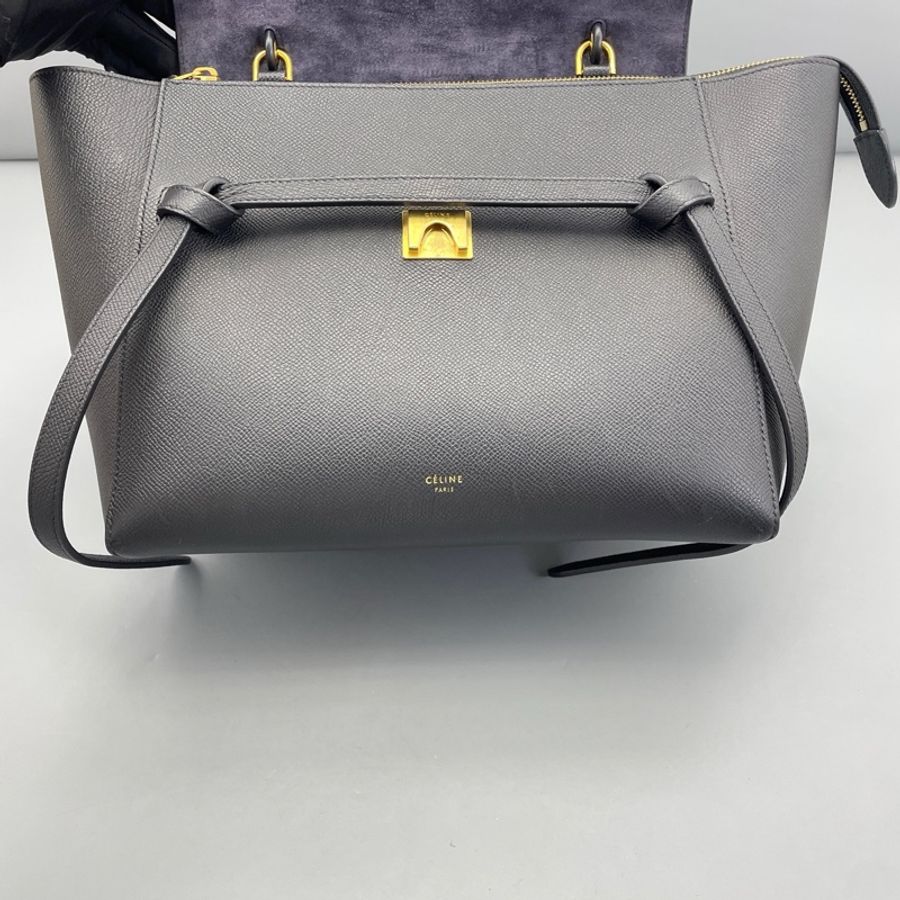 celine0賽琳鯰魚包中號黑色/28*21*17-12