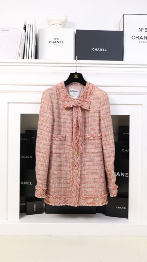 Chanel 05年三文鱼混彩色蝴蝶结领口四口袋外套-0