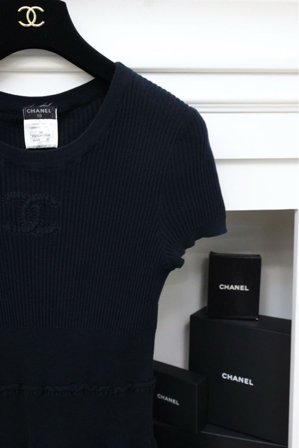 Chanel 09年黑色针织CC logo短袖连衣裙-7
