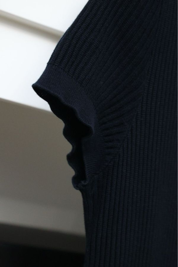 Chanel 09年黑色针织CC logo短袖连衣裙-11