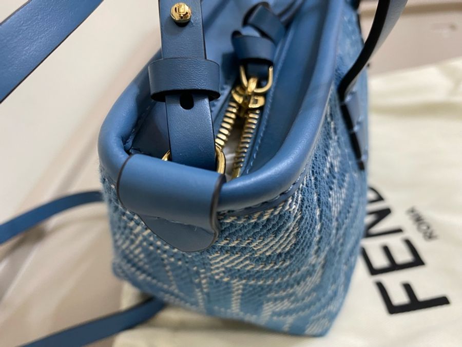 Fendi 迷你Roll藍色牛仔布手提斜背兩用包-20
