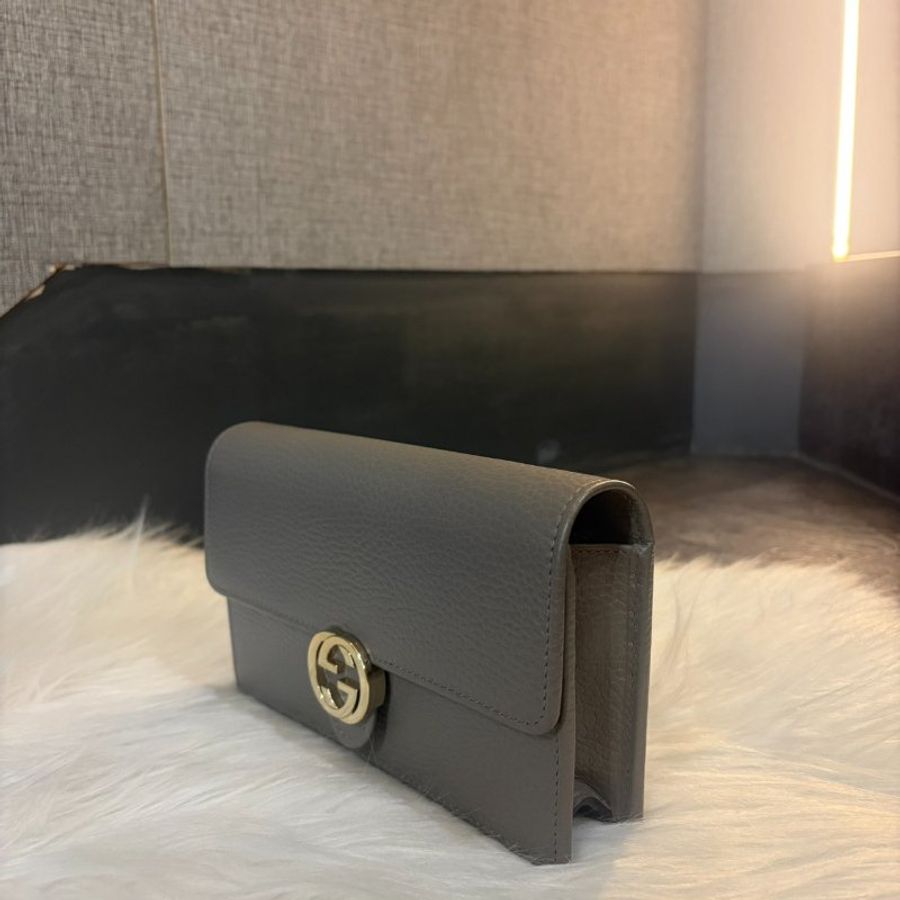 GUCCI 牛皮翻蓋WOC 鏈包 灰色-1