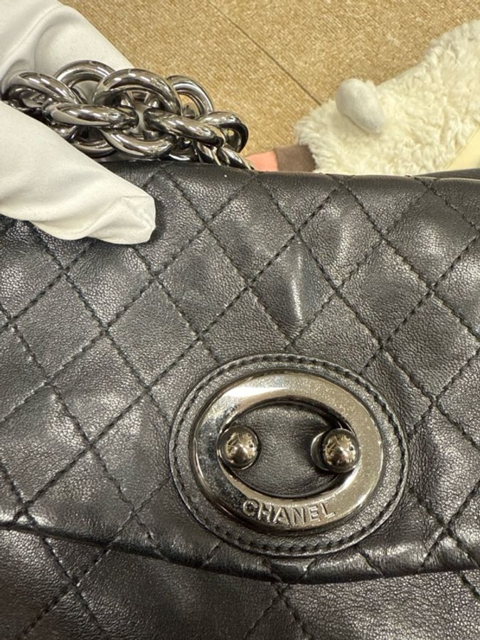 Chanel 11开黑银粗链条手提腋下包-23