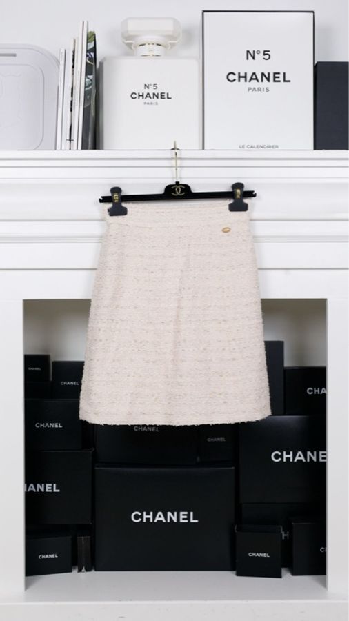 Chanel 10年田园音乐会系列秀款裸粉色半裙-0