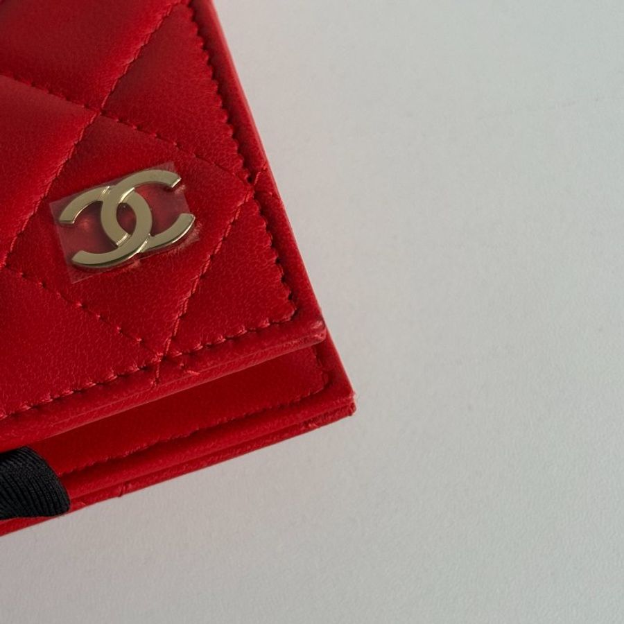 閒置新🆕 Chanel 香奈兒 雙C格紋護照夾 紅色金釦-12