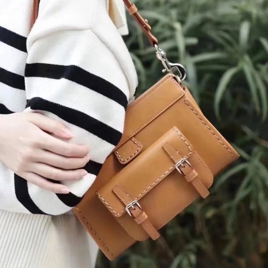 Chloe Edith C22WS443-5