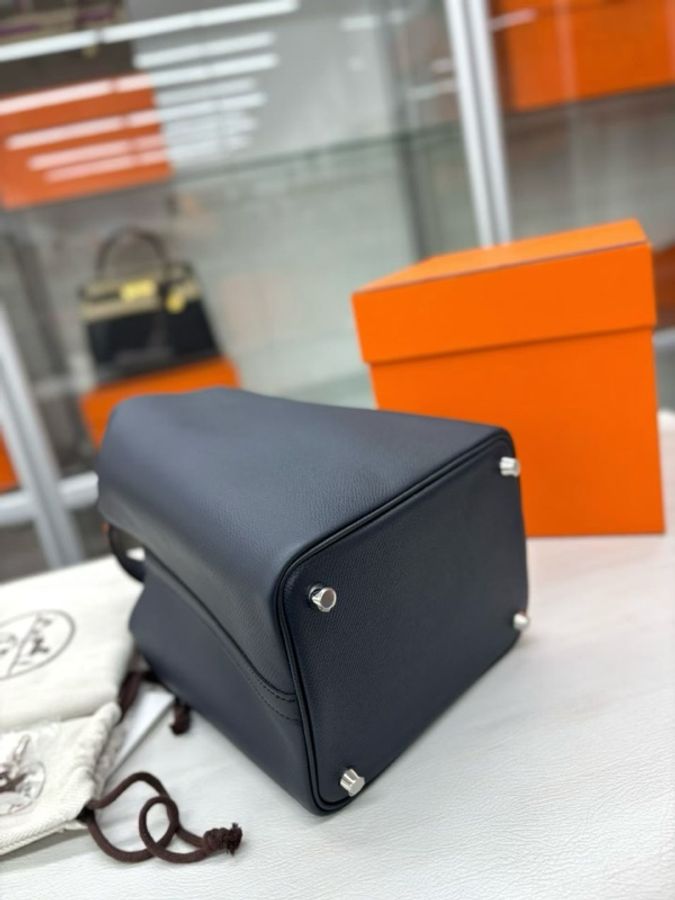 99新Hermes 愛馬仕 76靛藍菜籃子18，c刻，e皮 附件鎖具、塵袋、盒-4