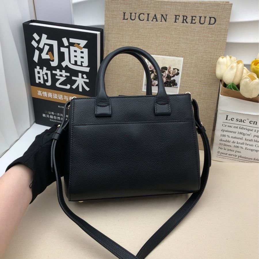 CHANEL黑色托特包mini/ABA002-1