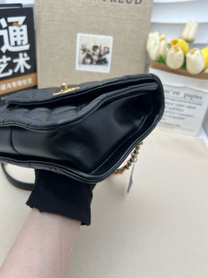 Chanel香奈兒鏈條手柄豆腐包黑金羊 斜挎包-2