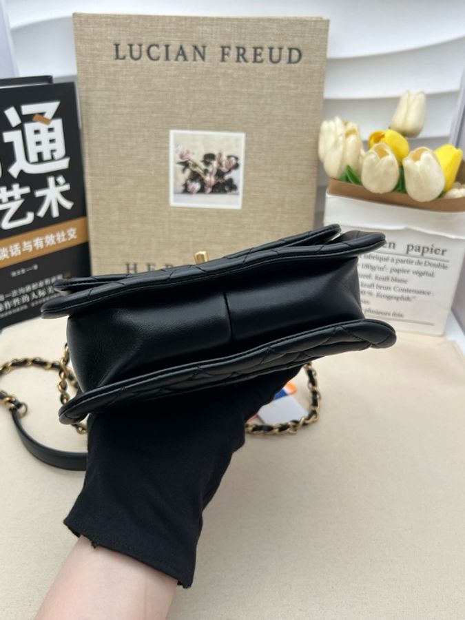 Chanel香奈兒鏈條手柄豆腐包黑金羊 斜挎包-3