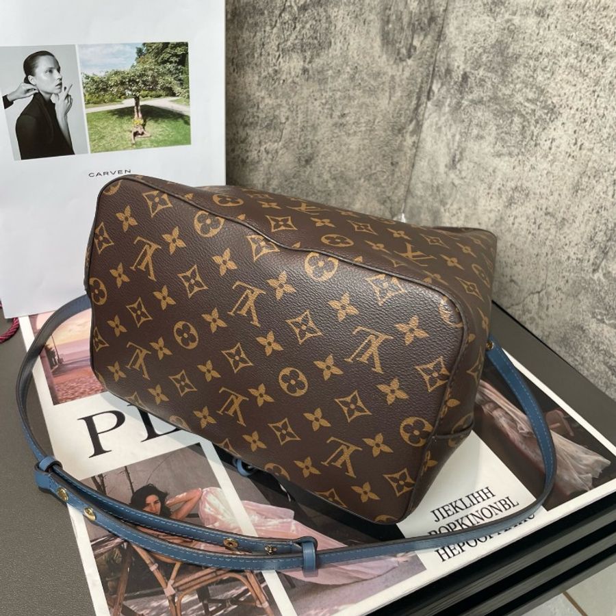 Louis Vuitton NEONOE 藍水桶 超級能裝-4