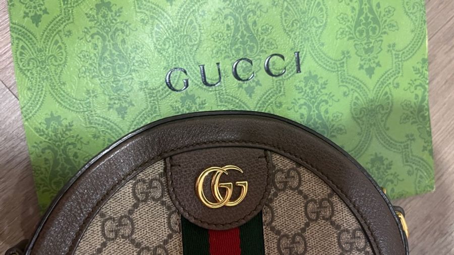 GUCCI老花圓餅側背包-5