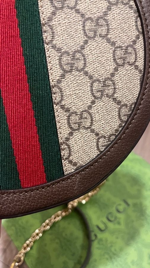 GUCCI老花圓餅側背包-7