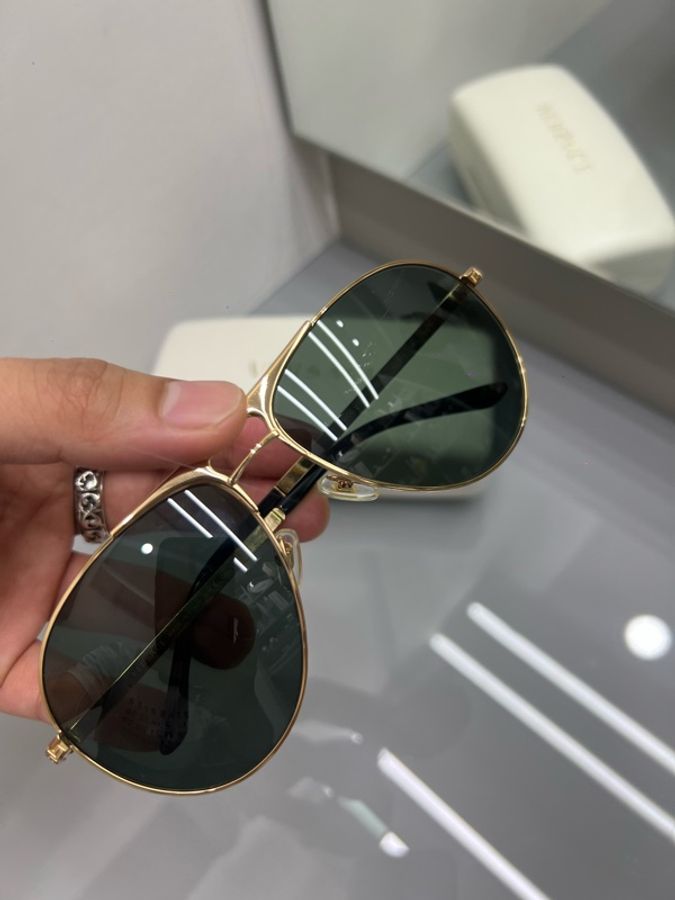 Versace 時髦飛行墨鏡 雷朋款 超好看 凹造型又防曬防太陽 🌞 拍拍照 9新 購入13800 帥美🉐男女都適用 配件:原廠外盒+鉽鏡-3