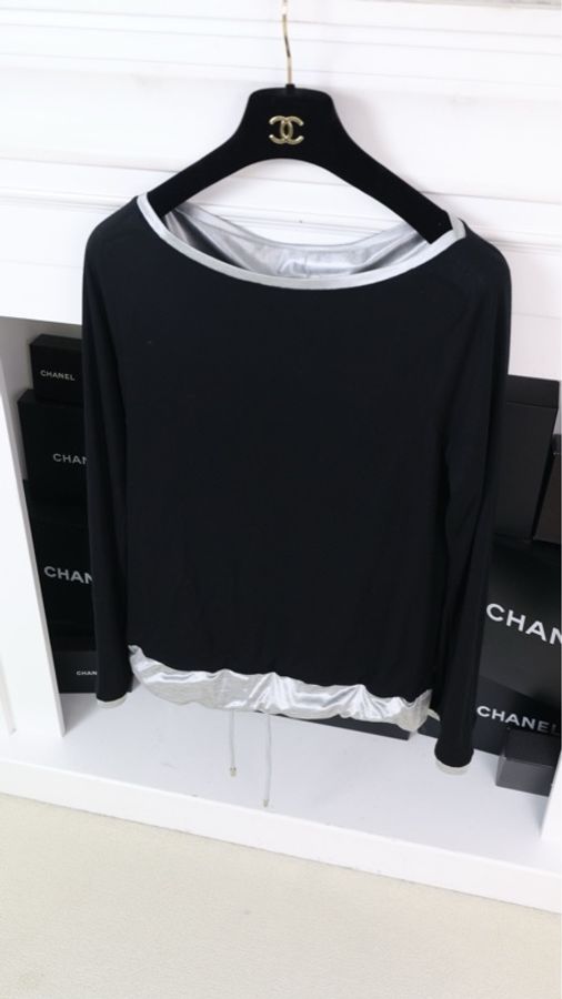 Chanel 12年银色圆领cc套头外套卫衣-4
