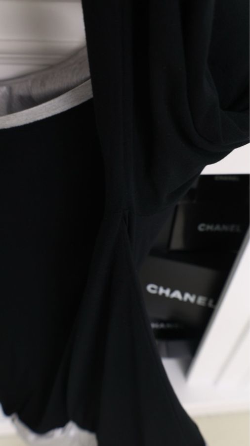 Chanel 12年银色圆领cc套头外套卫衣-12