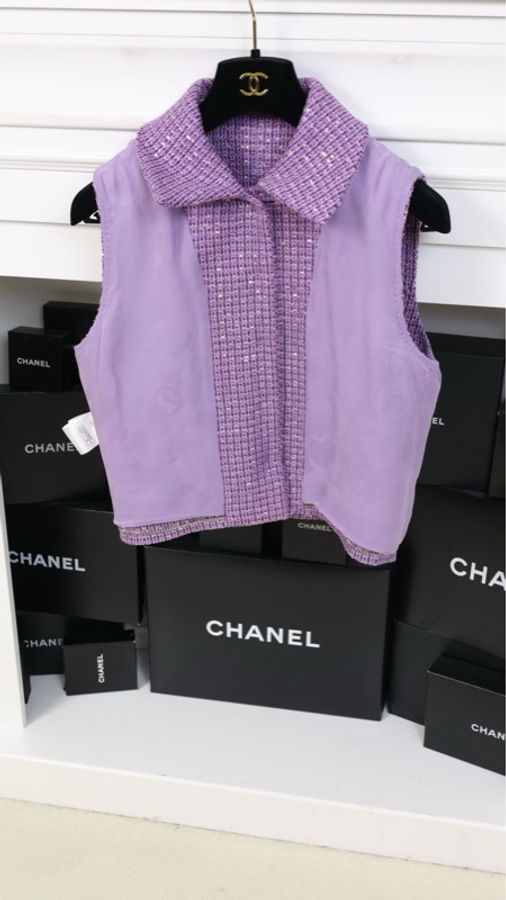 Chanel 24C早春系列紫色亮片钻扣马甲上衣-9