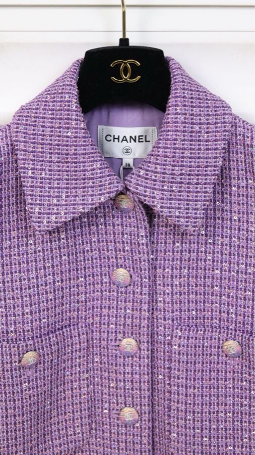 Chanel 24C早春系列紫色亮片钻扣马甲上衣-10
