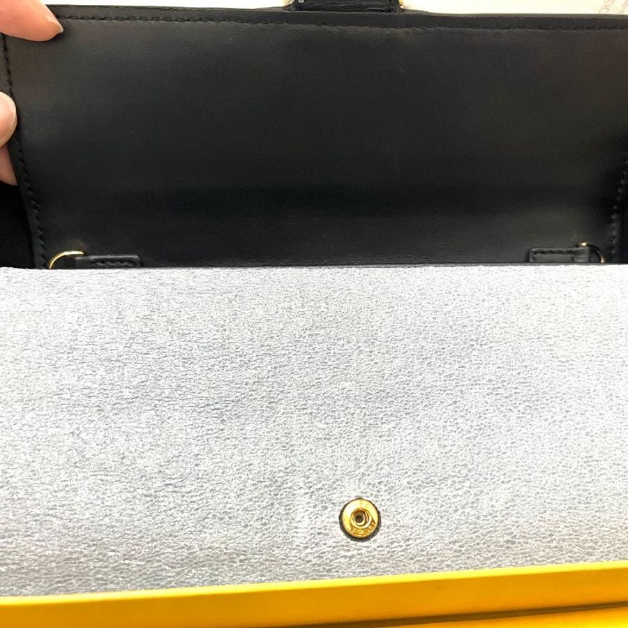 Fendi Baguette Continental With Chain 長款皮夾配飾鏈 納帕皮革皮夾 法棍WOC 經典黑色金扣-4