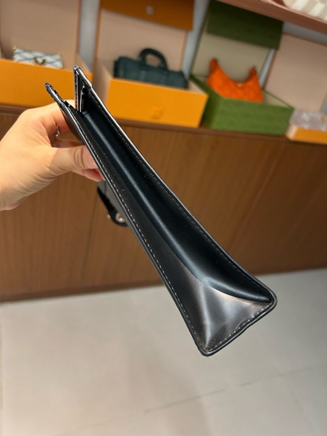 Louis Vuitton 路易威登 男士 手拿包-3
